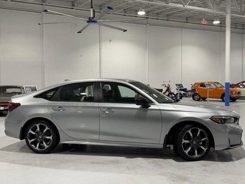 2025 Honda Civic Hybrid Sport Touring