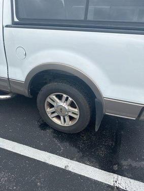 2005 Ford F-150 Lariat