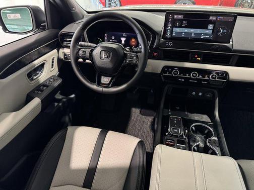 2026 Honda Passport AWD TrailSport Elite