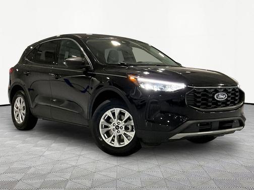 Black Metallic 2025 Ford Escape Active