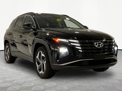 Black Pearl 2024 Hyundai TUCSON SEL