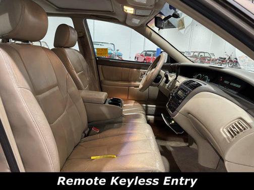 2002 Toyota Avalon XL