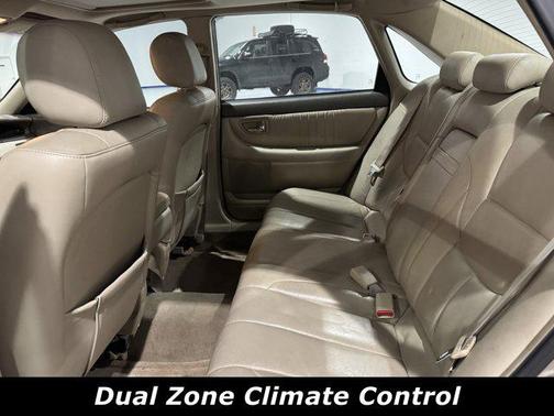 2002 Toyota Avalon XL