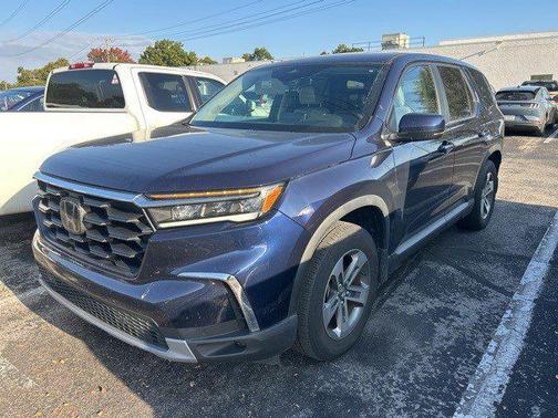 2023 Honda Pilot 2WD EX-L 8 Passenger