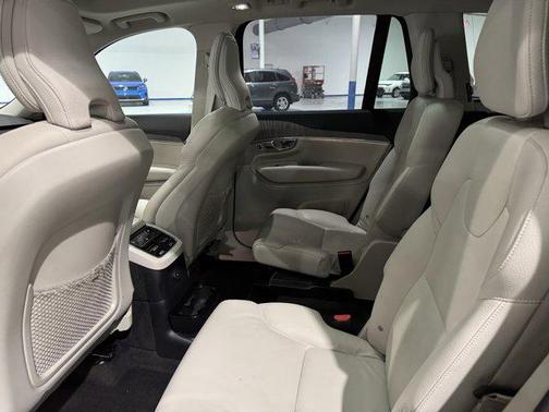 2024 Volvo XC90 Recharge Plug-In Hybrid T8 Plus 6-Seater