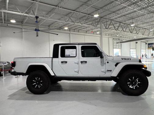 2024 Jeep Gladiator Willys