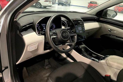 Shimmering Silver 2024 Hyundai TUCSON SEL