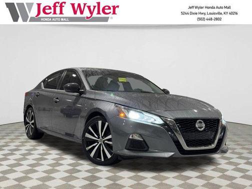 2020 Nissan Altima SR FWD