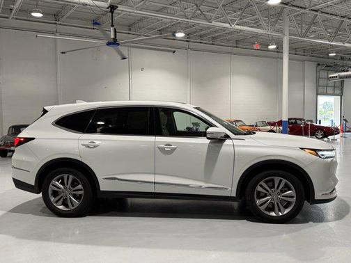 2022 Acura MDX Base