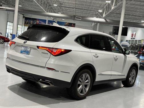 2022 Acura MDX Base