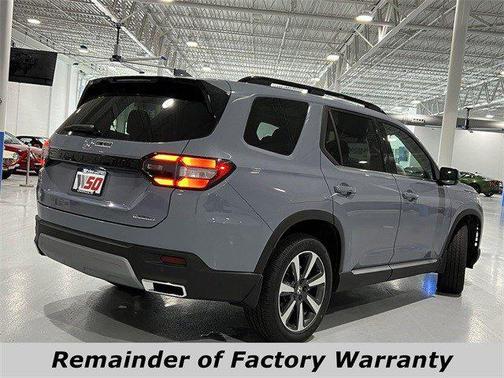 2025 Honda Pilot Touring 8-Passenger