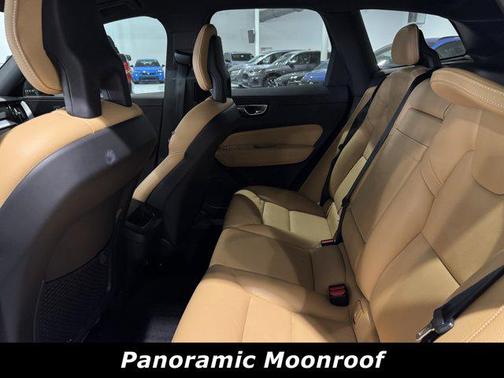 2018 Volvo XC60 T6 Momentum