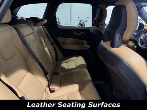 2018 Volvo XC60 T6 Momentum