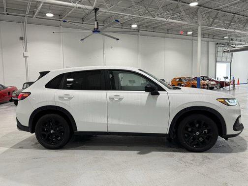 2025 Honda HR-V AWD Sport