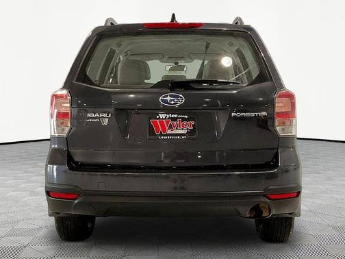 Dark Gray Metallic 2018 Subaru Forester 2.5i