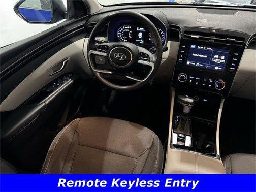 2022 Hyundai TUCSON SE