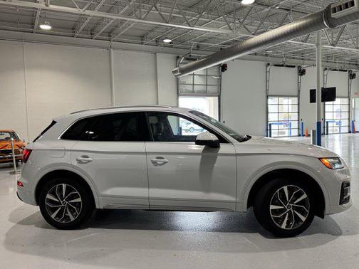 2021 Audi Q5 45 Premium Plus