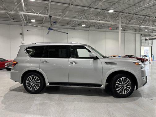 2024 Nissan Armada SL 4WD