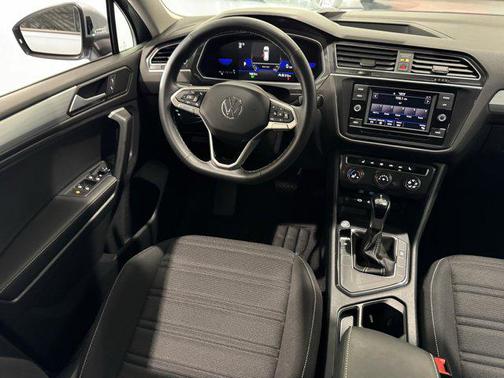 2024 Volkswagen Tiguan 2.0T S