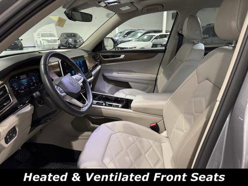 2024 Volkswagen Atlas 2.0T SE w/Technology 4MOTION