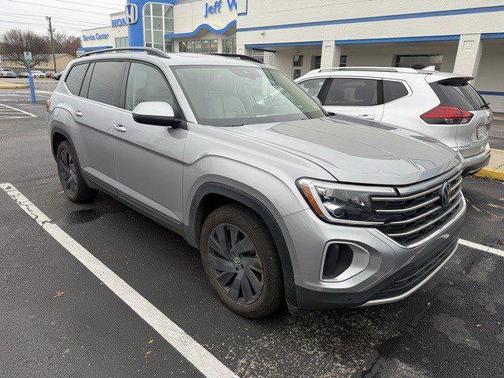 2024 Volkswagen Atlas 2.0T SE w/Technology 4MOTION
