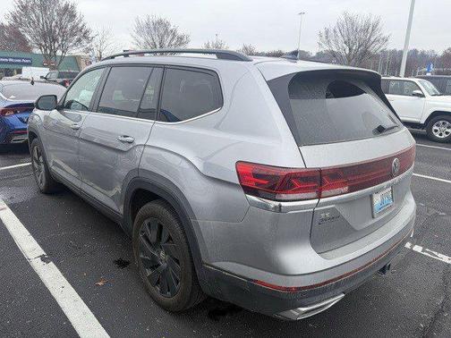 2024 Volkswagen Atlas 2.0T SE w/Technology 4MOTION