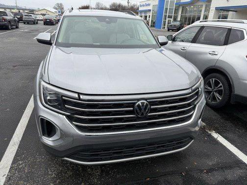 2024 Volkswagen Atlas 2.0T SE w/Technology 4MOTION