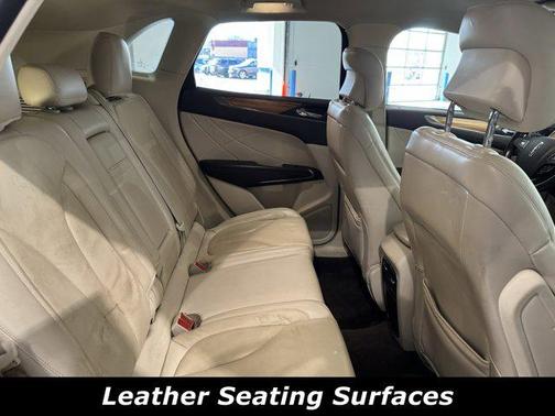 2015 Lincoln MKC Base