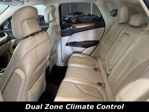 2015 Lincoln MKC Base