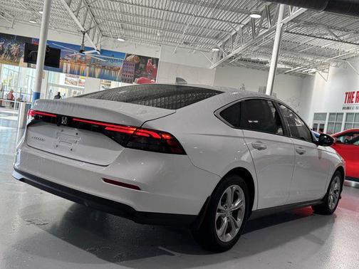 2023 Honda Accord LX 1.5T