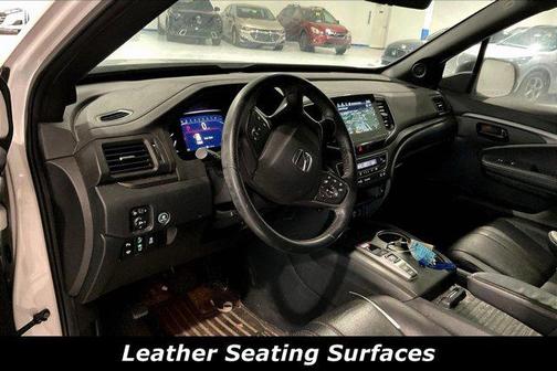 Platinum White Pearl 2023 Honda Passport AWD TrailSport