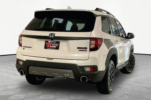 Platinum White Pearl 2023 Honda Passport AWD TrailSport