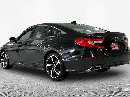 Crystal Black Pearl 2020 Honda Accord Sport 1.5T