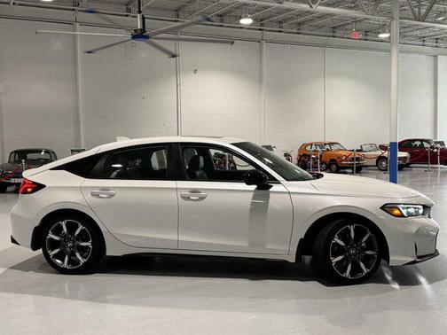 2025 Honda Civic Hybrid Sport Touring