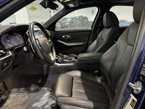 2019 BMW 330 xDrive