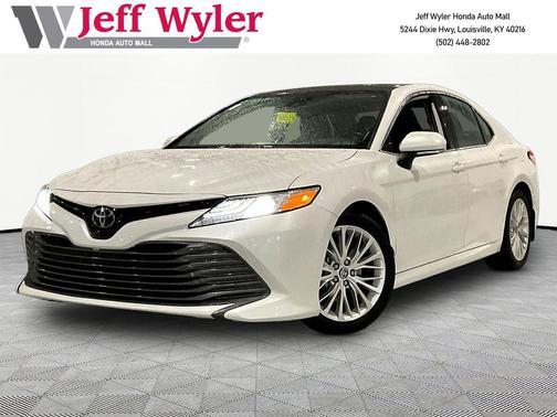 Wind Chill Pearl 2020 Toyota Camry XLE