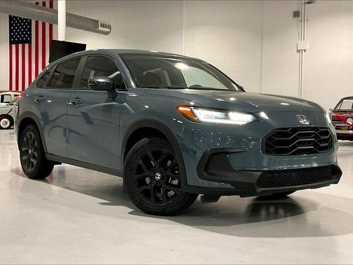 Nordic Forest Pearl 2023 Honda HR-V AWD Sport