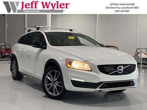 2018 Volvo V60 Cross Country T5