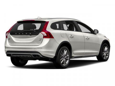 2018 Volvo V60 Cross Country T5