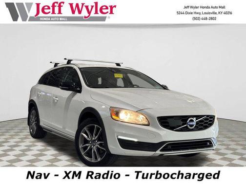 2018 Volvo V60 Cross Country T5