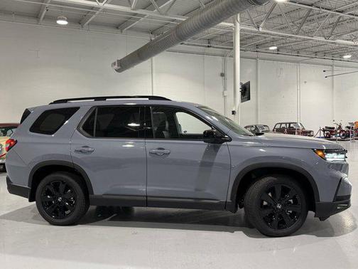 2025 Honda Pilot Black Edition