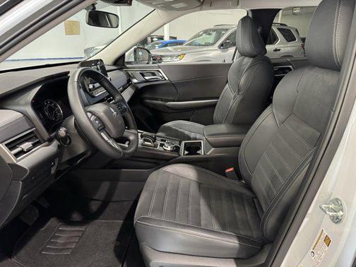 2024 Mitsubishi Outlander SE 2.5 2WD