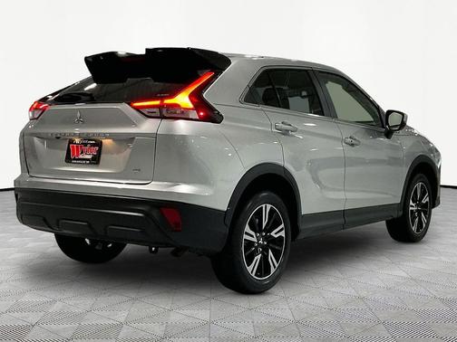 Alloy Silver Metallic 2025 Mitsubishi Eclipse Cross SEL