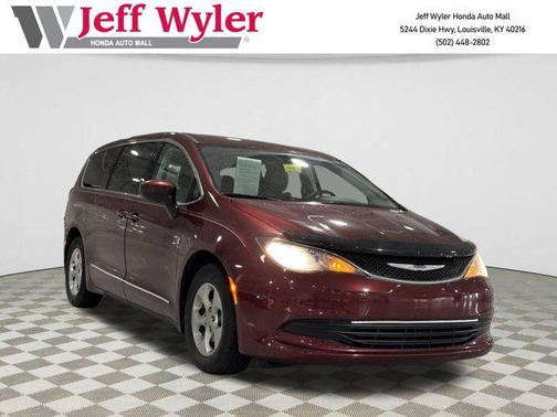 2017 Chrysler Pacifica LX