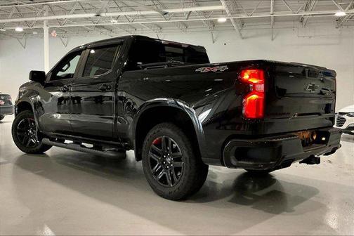 Black 2022 Chevrolet Silverado 1500 RST
