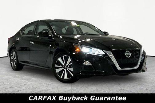 Super Black 2021 Nissan Altima 2.5 SV