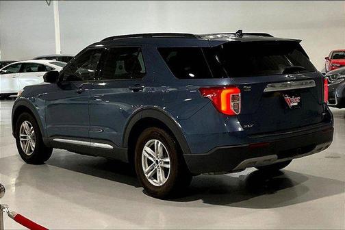 Blue Metallic 2020 Ford Explorer XLT