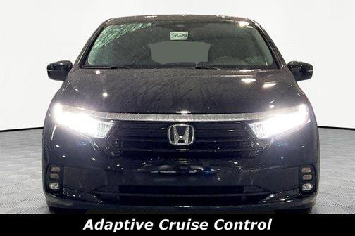 Crystal Black Pearl 2024 Honda Odyssey EX-L