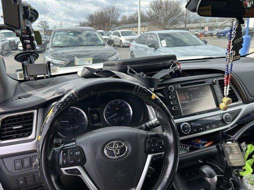 2019 Toyota Highlander LE Plus