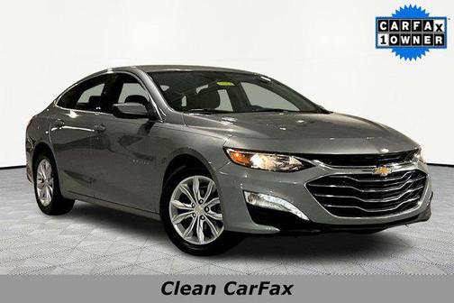 Sterling Gray Metallic 2024 Chevrolet Malibu FWD 1LT